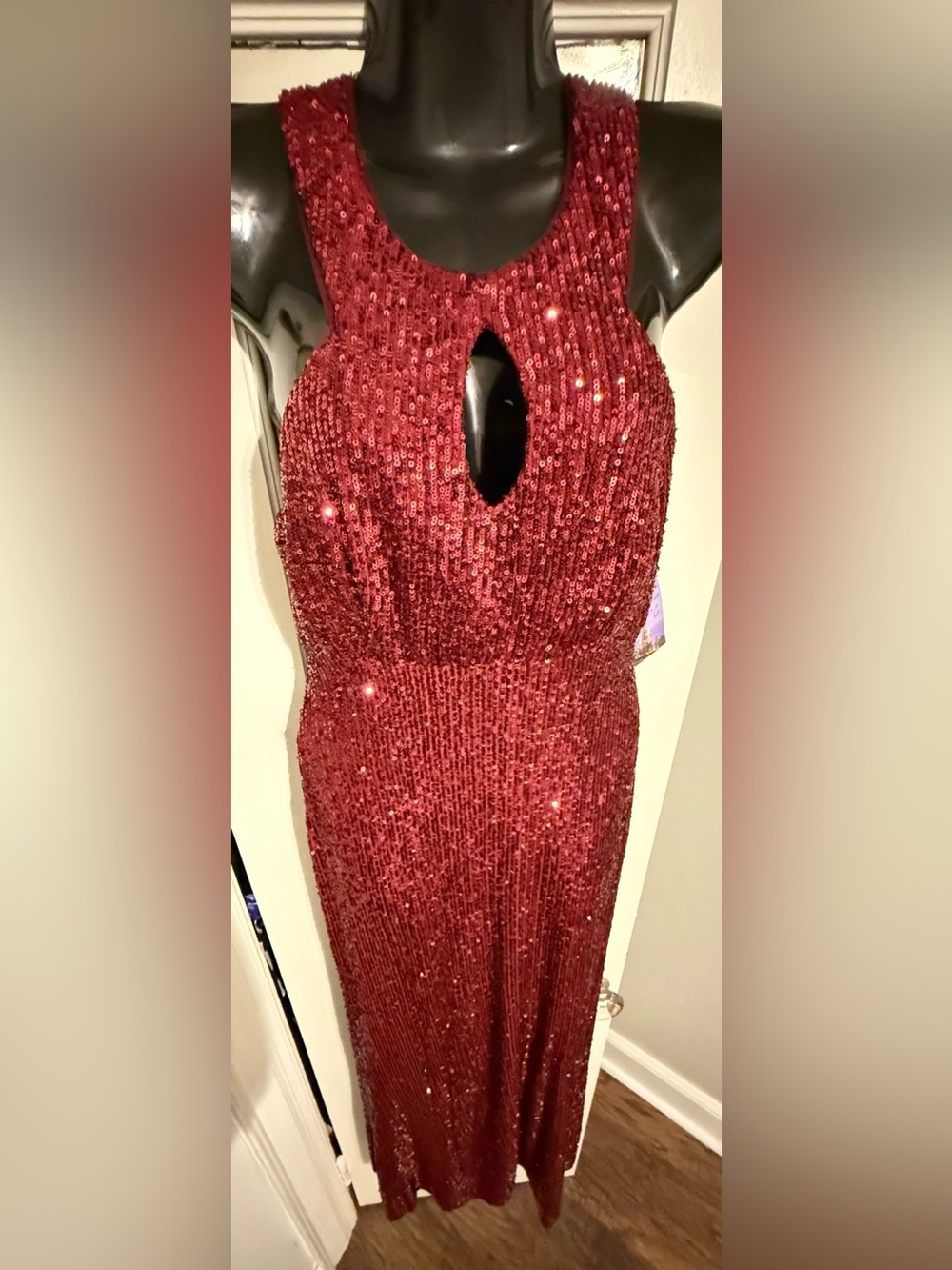 NWT Morgan & Co Sequin High Neck Keyhole Open Back Formal Evening Gown Merlot 5 - Picture 5 of 15